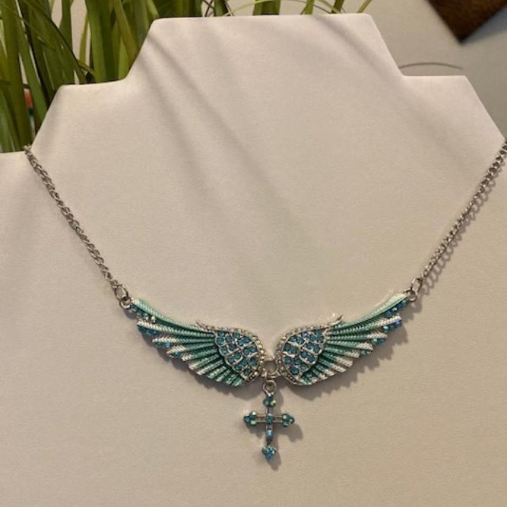 3/$15~Blue Crystal Angel Wing Necklace - Picture 1 of 4